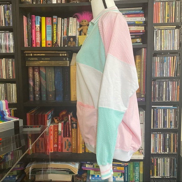 Authentic Vintage Sweater (RARE!) - Picture 12 of 12